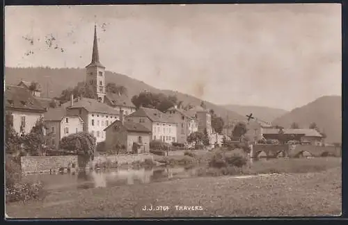 AK Travers, Ortsansicht mit Kirche