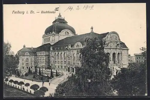 AK Freiburg i. Br., Blick auf das Stadttheater