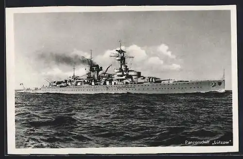 AK Panzerschiff Lützow in voller Fahrt
