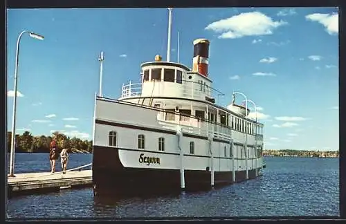 AK Gravenhurst, Steamer SS Segwun at the dock