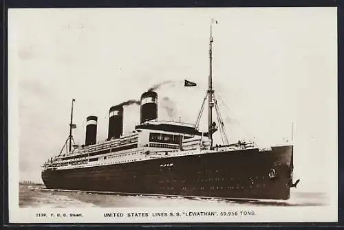 AK Passagierschiff SS Leviathan auf hoher See, United States Line