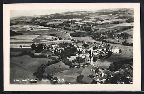 AK Sigharting /O.-Ö., Totalansicht vom Flugzeug aus