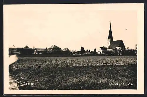 AK Schwand i. Innkreis, Ortsansicht vom Feld aus