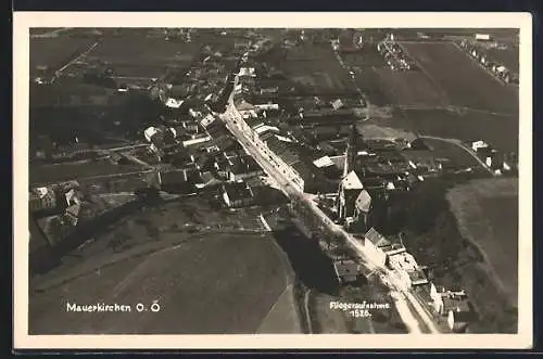 AK Mauerkirchen /O. Ö., Ortsansicht vom Flugzeug aus