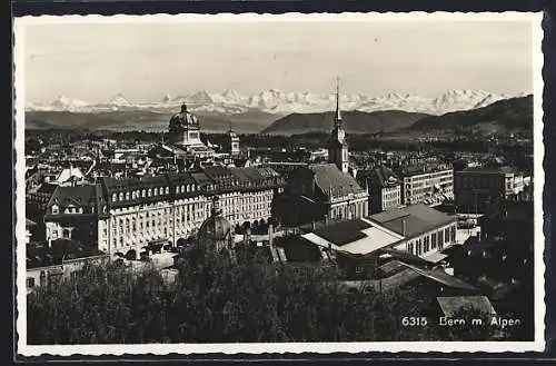 AK Bern, Totalansicht mit Strasse und Alpenpanorama aus der Vogelschau