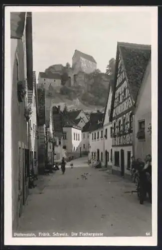 AK Pottenstein /Fränk. Schweiz, Fischergasse, Strassenpartie mit Burg