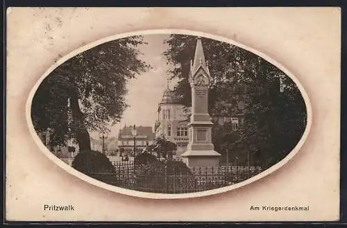 AK Pritzwalk, Kriegerdenkmal und Kaufhaus