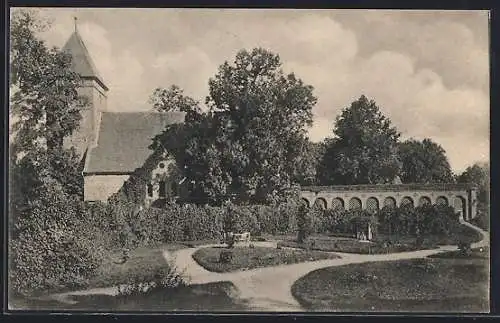 AK Radensleben /Neu-Ruppin, Kirche mit Garten