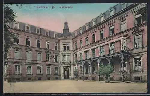 AK Karlsruhe i. B., Luisenhaus, Hof