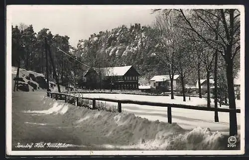 AK Kurort Jonsdorf, Hotel Gondelfahrt mit dem Nonnenfelsen im Winter