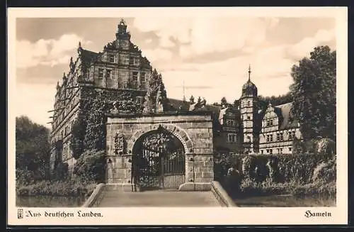 AK Hameln, Schloss Hämelschenburg mit Eingangstor