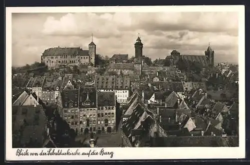 AK Nürnberg-O., Blick von der Sebaludskirche auf die Burg