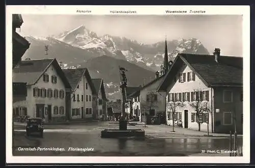 AK Garmisch-Partenkirchen, Floriansplatz mit Höllentorspitzen