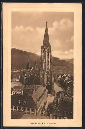 AK Freiburg i. B., Münster mit Strassenpartie