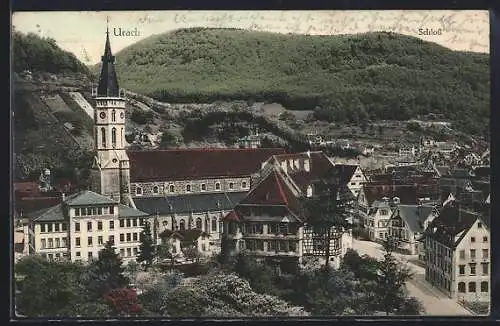 AK Urach / Erms, Strassenpartie mit Kirche