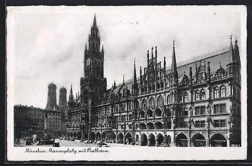 AK München, Marienplatz mit Rathaus