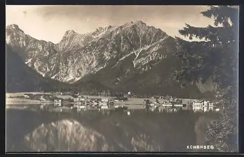 AK Achensee, Uferpartie mit Bergen