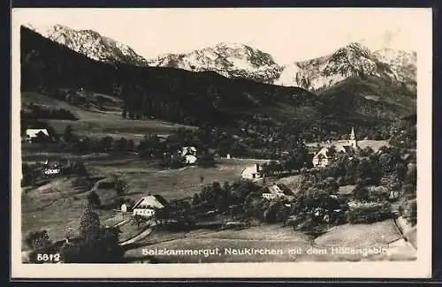 AK Altmünster am Traunsee, Neukirchen, Ortsansicht mit dem Höllengebirge