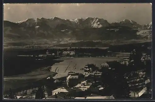 AK Gmunden, Totalansicht gegen die Berge