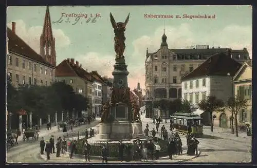 AK Freiburg / Breisgau, Partie beim Siegerdenkmal, Strassenbahn