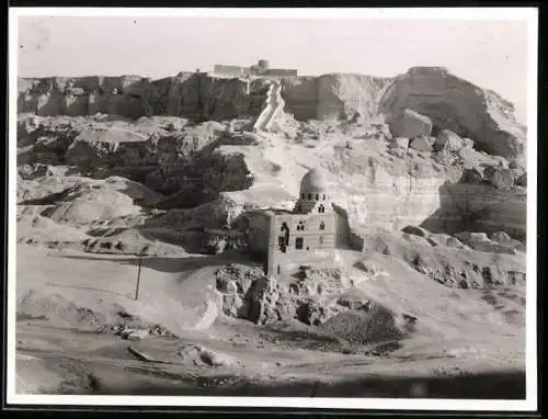 Fotografie unbekannter Fotograf, Ansicht Kairo, Blick nach dem Grabmal des Sultan Al-Aschraf Saif ad-Din Barsbay