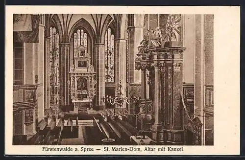 AK Fürstenwalde a. Spree, St. Marien-Dom, Altar mit Kanzel