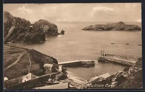 AK Mullion Cove, Panorama