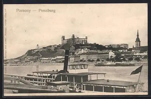 AK Pozsony, Panorama mit Burg und Dampfer