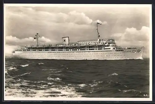 AK KdF-Passagierschiff Wilhelm Gustroff auf hoher See