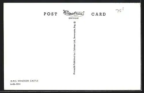 AK Passagierschiff RMS Windsor Castle vor der Küste