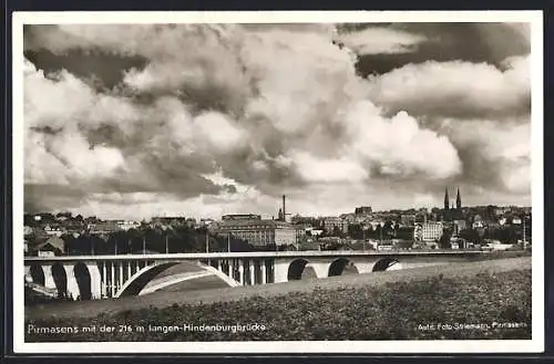 AK Pirmasens, Teilansicht mit der HIndenburgbrücke