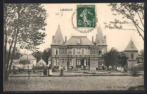 AK Loeuilly, Vue du château élégant avec dames dans le jardin