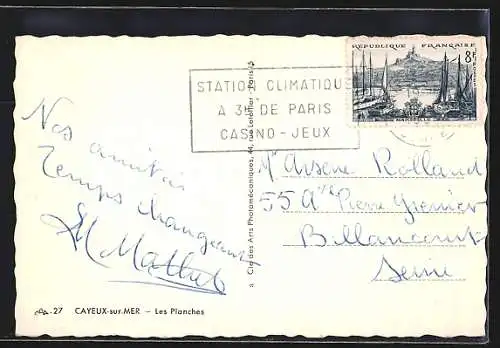 AK Cayeux-sur-Mer, Les Planches avec cabines de plage et promeneurs sur la promenade en bois