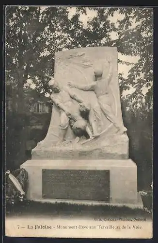 AK La Faloise, Monument élevé aux Travailleurs de la Voie