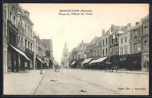 AK Montdidier, Place de l`Hôtel de Ville