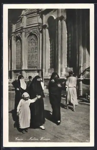 AK Cairo, Native Women