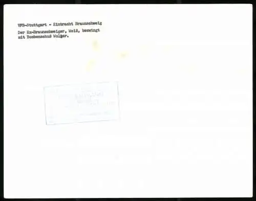 Fotografie Fussball-Bundesliga, VfB Stuttgart vs. Eintracht Braunschweig, Stuttgarter Weiss trifft gegen Wolter