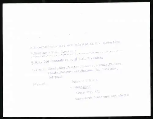Fotografie Fussball Bundesliga-Aufstiegsrunde 1975, Mannschaft von F.K. Pirmasens vor dem Spiel gegen Bayer Uerding