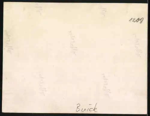 Fotografie Auto, Buick mit Fahrer, Kennzeichen IV-33266