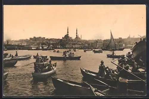 AK Constantinople, Traversée de al Corne d`Or en barques
