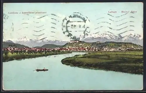 AK Laibach, Ortspanorama mit Steiner Alpen vom Wasser aus, mit Bootspartie