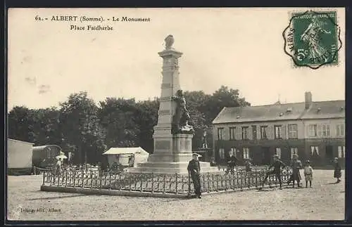 AK Albert, Le Monument Place Faidherbe