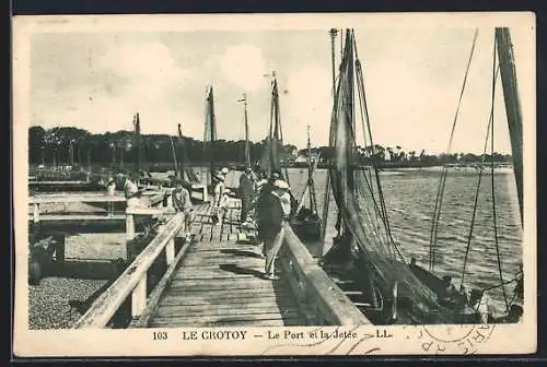 AK Le Crotoy, Le port et la jetée
