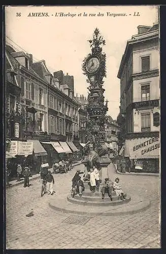AK Amiens, L`Horloge et la rue des Vergeaux