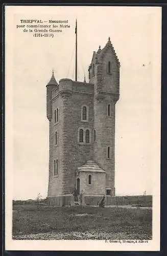 AK Thiepval, Monument pour commémorer les Morts de la Grande Guerre (1914-1918)