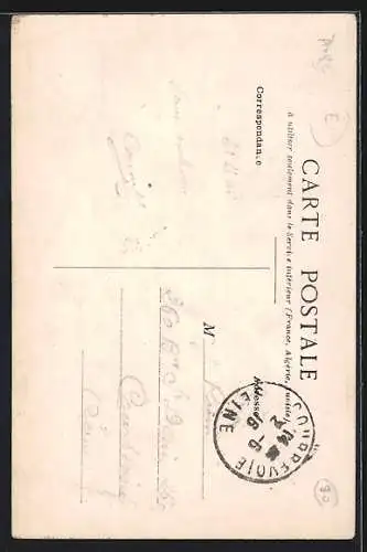 AK Vaire-sous-Corbie, Vue de l`église et des maisons environnantes