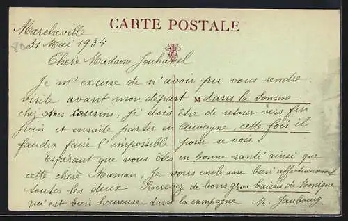 AK Crécy-en-Ponthieu, La Place et les deux Monuments