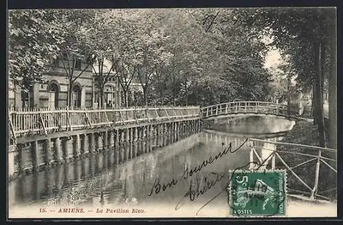 AK Amiens, Le Pavillon Bleu et la promenade au bord de l`eau