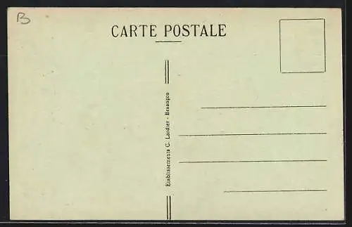 AK Beaucourt, La Mairie et rue animée avec cycliste et piétons