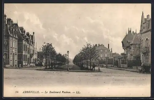 AK Abbeville, Le Boulevard Vauban